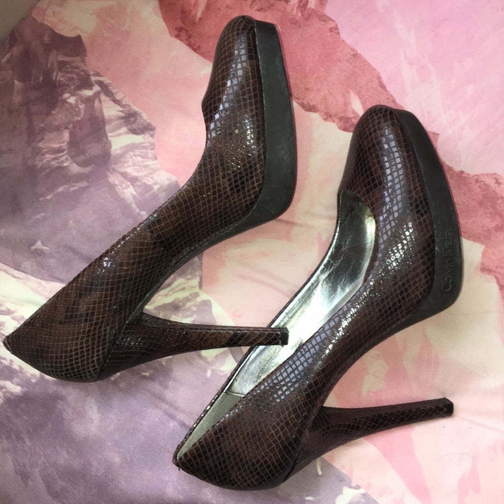 Calvin Klein Faux Brown Snakeskin Pumps - Picture 3 of 6